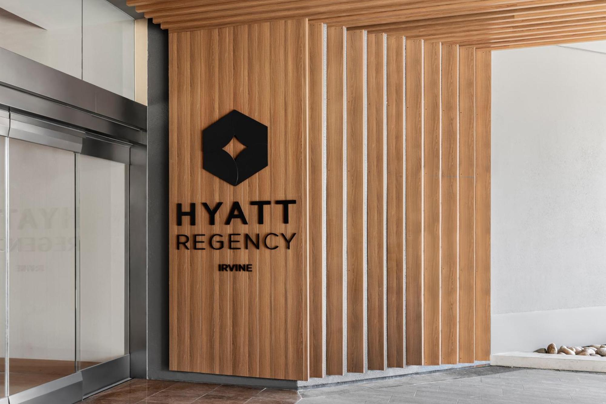 Hyatt Regency Irvine Hotel Exterior foto